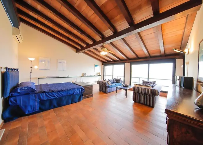 Rosa Bianca 度假居